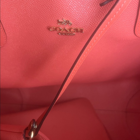 Coach Reversible Bag - Picture 4 of 4